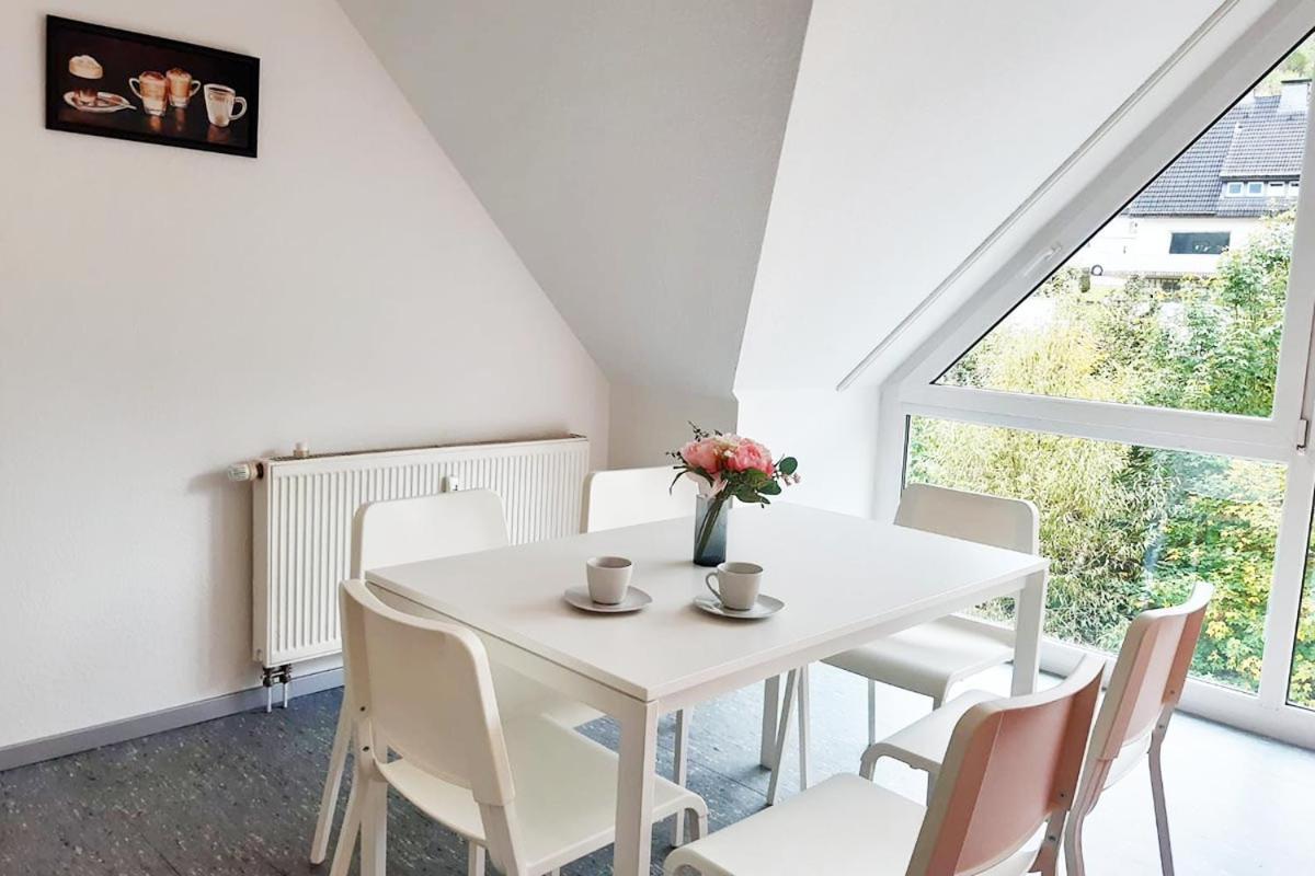 Ferienwohnung In เลนเนชตัดท์ ภายนอก รูปภาพ